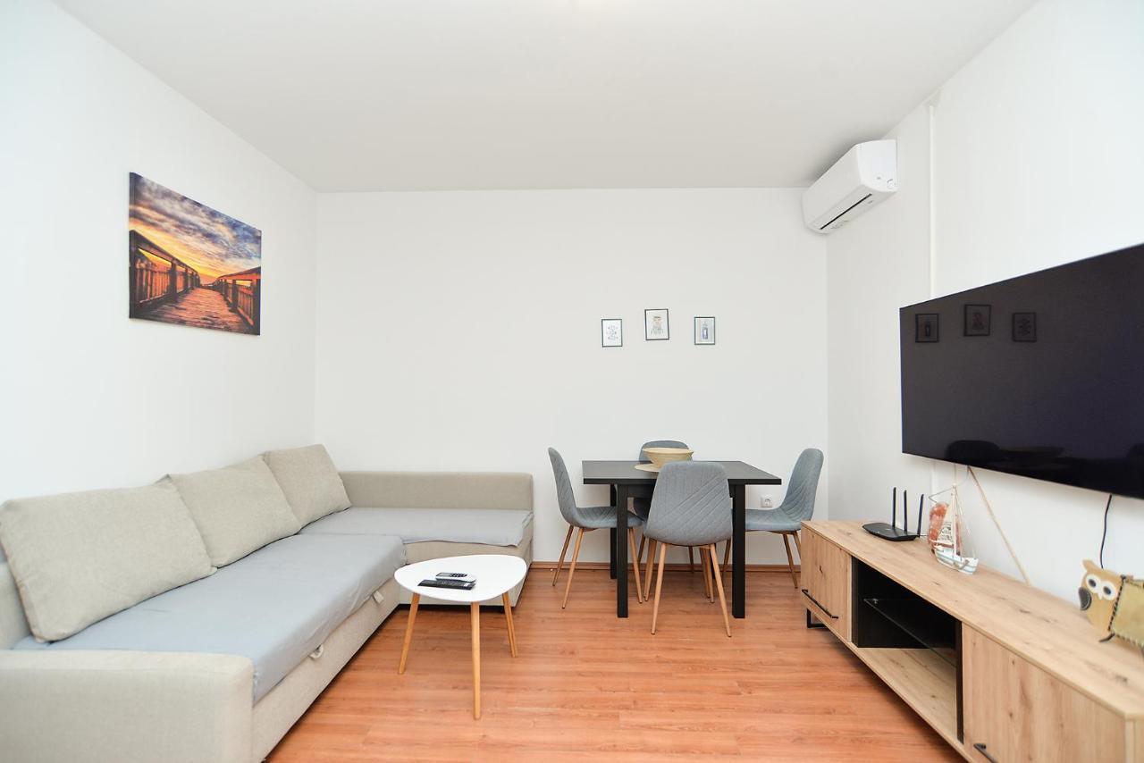 Apartmensts Arsen 928 プーラ エクステリア 写真