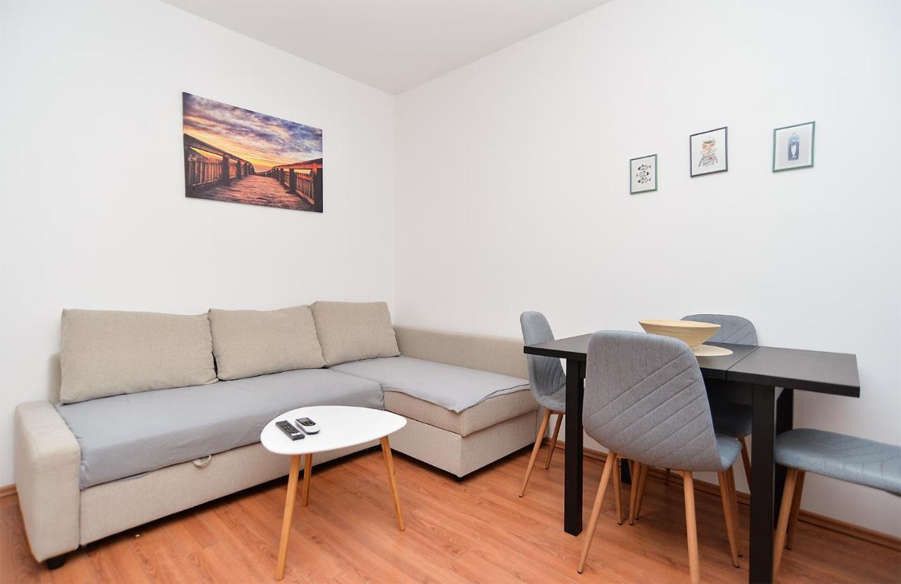 Apartmensts Arsen 928 プーラ エクステリア 写真